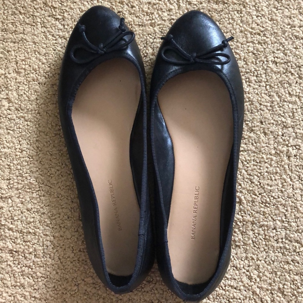 Banana republic flats